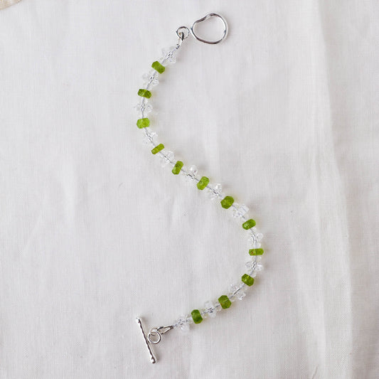 Peridot & Quartz Bracelet – Dual-Energy Crystal Jewelry with Argentium Silver Toggle