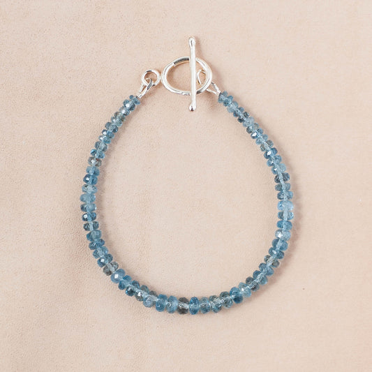 The Luminous Current Bracelet – Glassy Aquamarine Rondelles & Fused Argentium