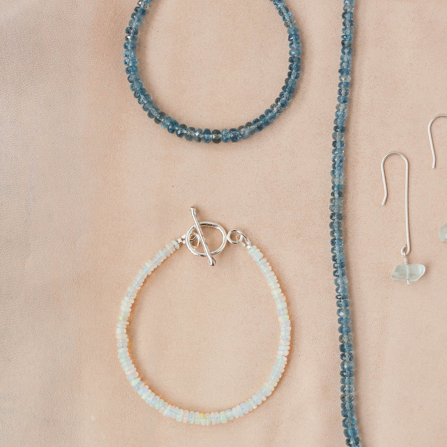 The Luminous Current Bracelet – Graduated Opal & Fused Argentium