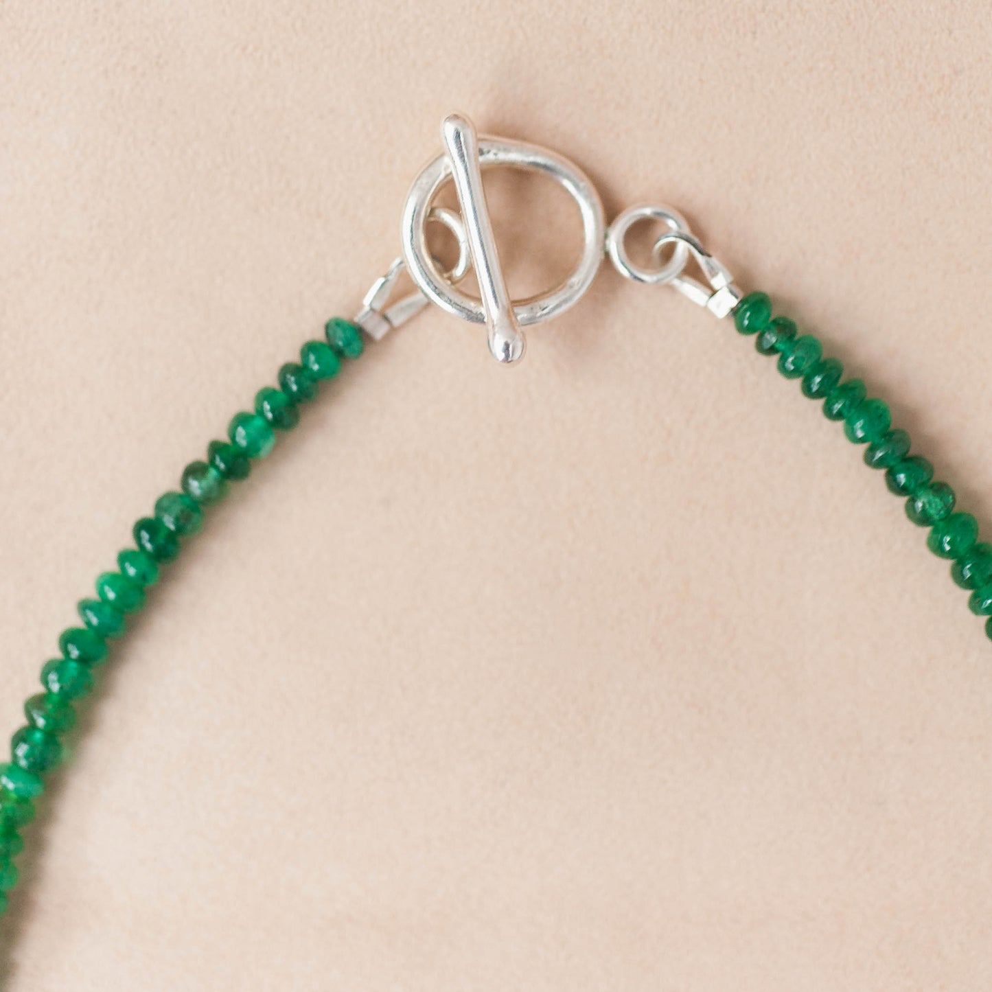 The Luminous Narrative Necklace – Smooth Emerald Graduated Beads & Fused Argentium (V1)