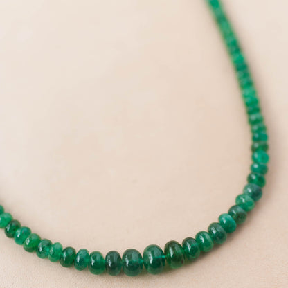 The Luminous Narrative Necklace – Smooth Emerald Graduated Beads & Fused Argentium (V1)